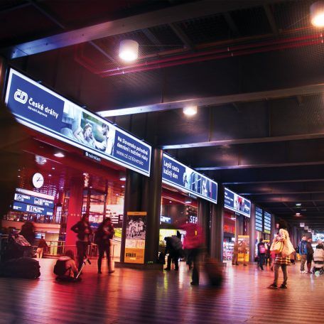 Nepřehlédnutelný pás