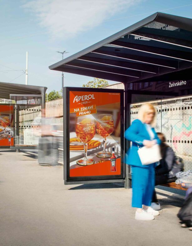 CITYZOOM - reklama na zastávkách pražské MHD