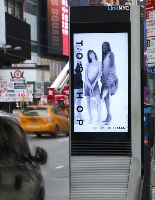 Google zahrnul DOOH mezi display & video