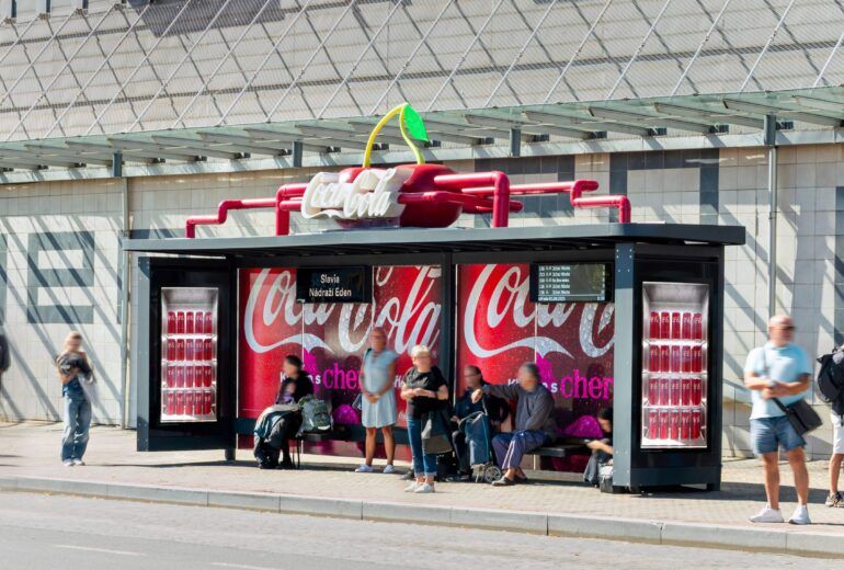 Coca-Cola a jejich představení nové příchutě Coke Cherry