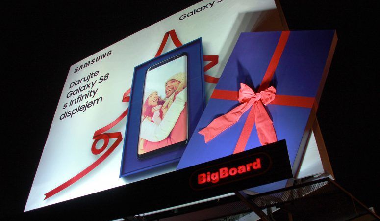 Unboxing přímo na ploše